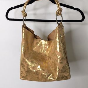 Stunning new gold tote purse! Excellent condition